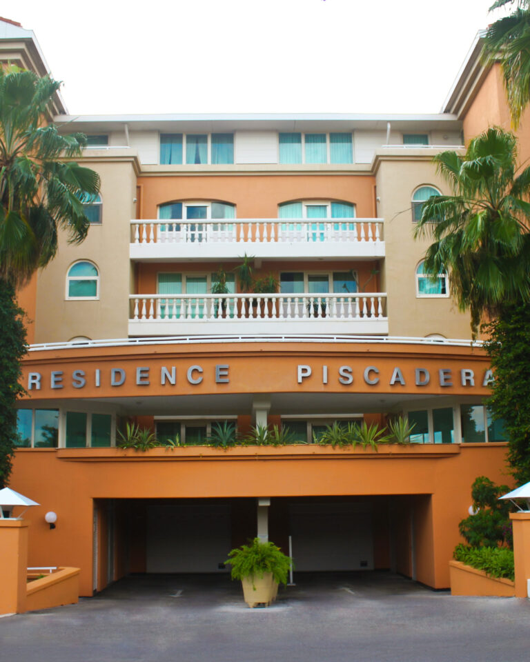 Te huur luxe appartement in Residence Piscadera te Curacao