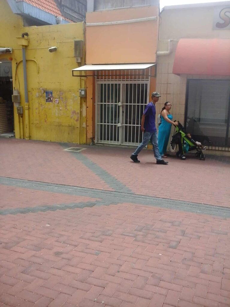 Drie keurige winkelpanden Punda Curacao te Koop